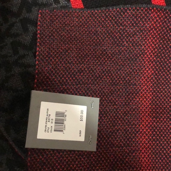 Micheal Kors Hat and Scarf Set - Picture 3 of 3